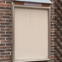 北側外壁ポスターケース